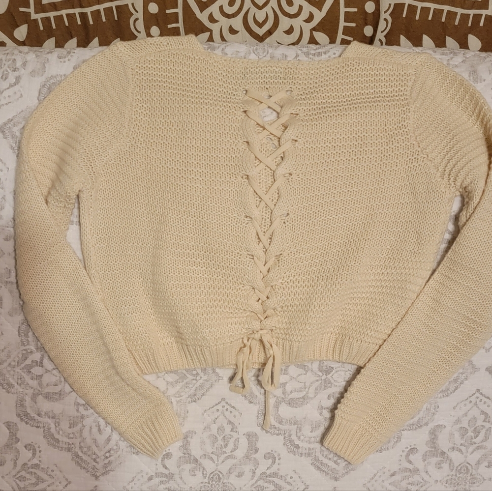 Sweater - Picture 2 of 3